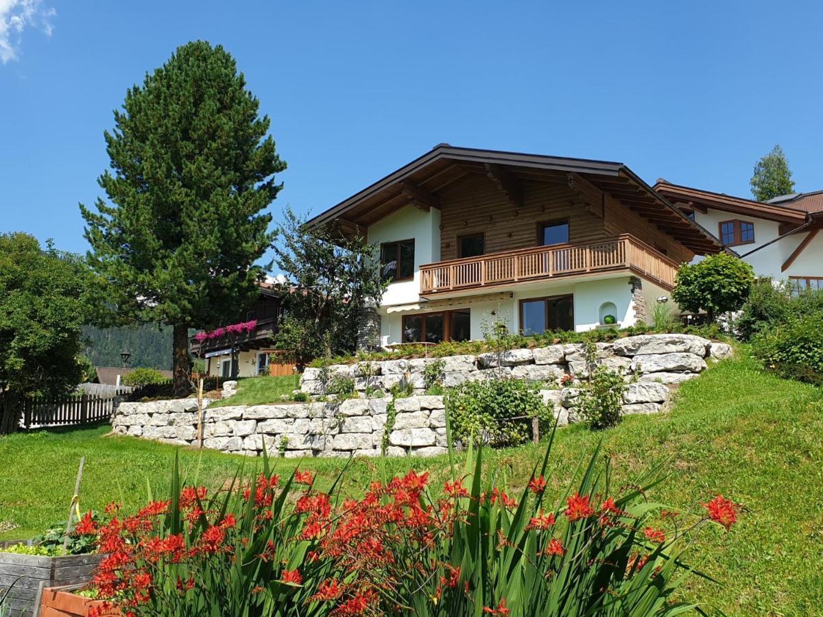 Holiday Home Happy By Interhome Eben Im Pongau Exterior photo